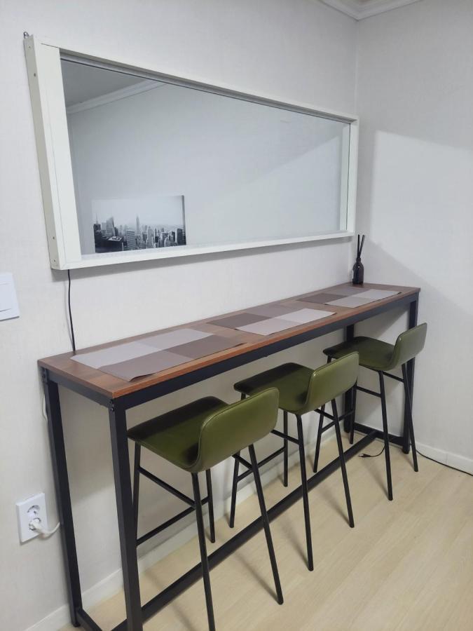 Newly Renovated 2 Bedroom Apartment #7 Seoul Ngoại thất bức ảnh